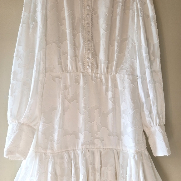 Bardot Maisy Floral Ruffled Long Sleeve Feminine White Mini Dress Size Large - Picture 11 of 16